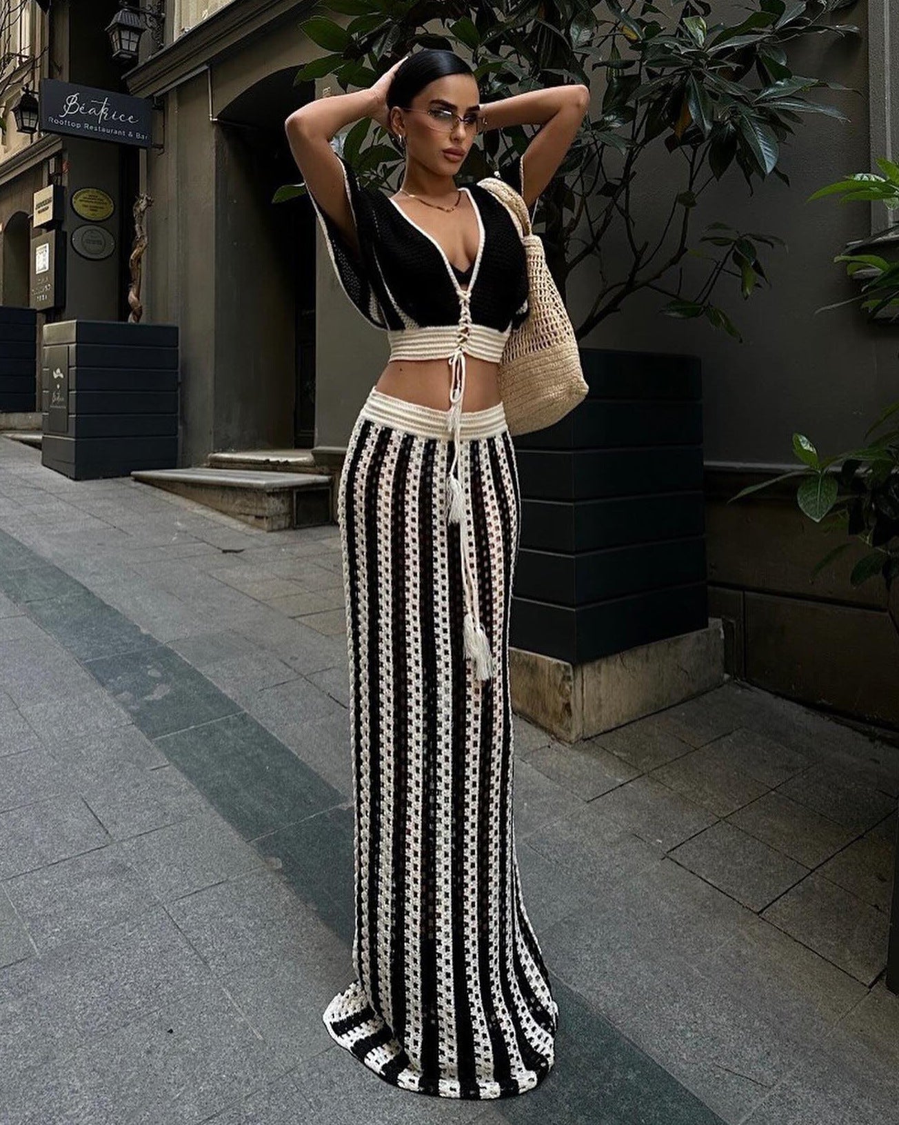 V Neck Knitted Hollow Out Skirt Set