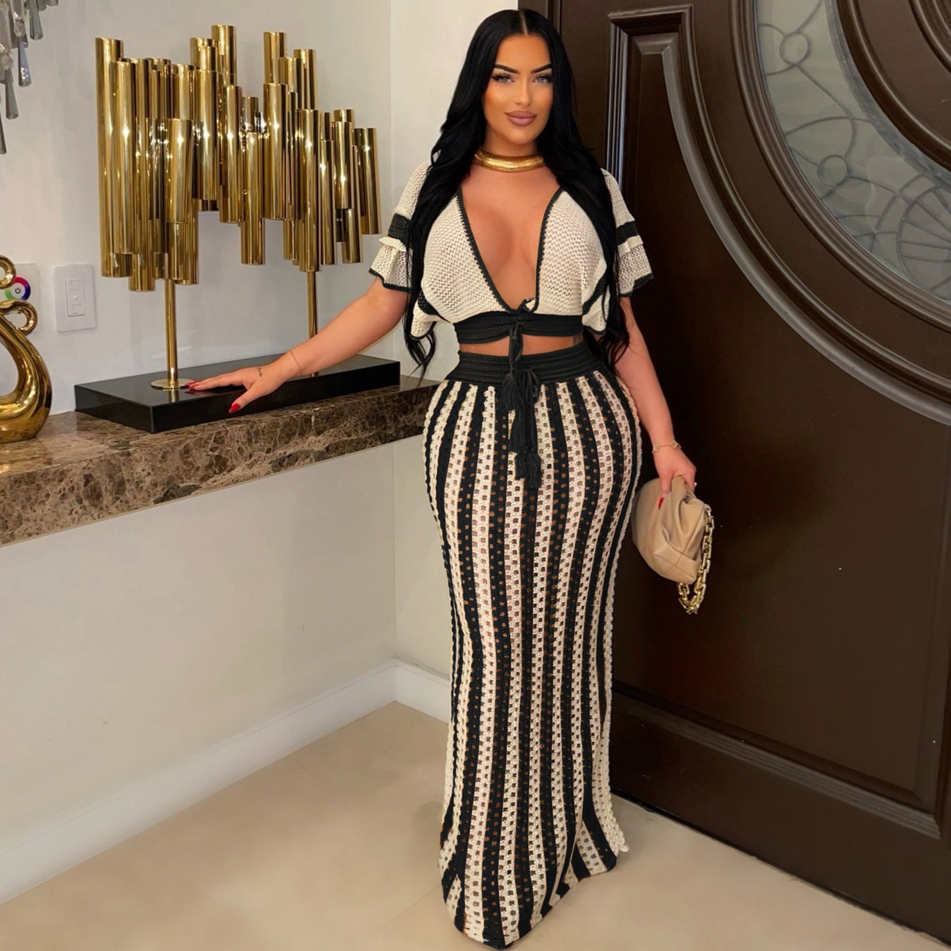 V Neck Knitted Hollow Out Skirt Set