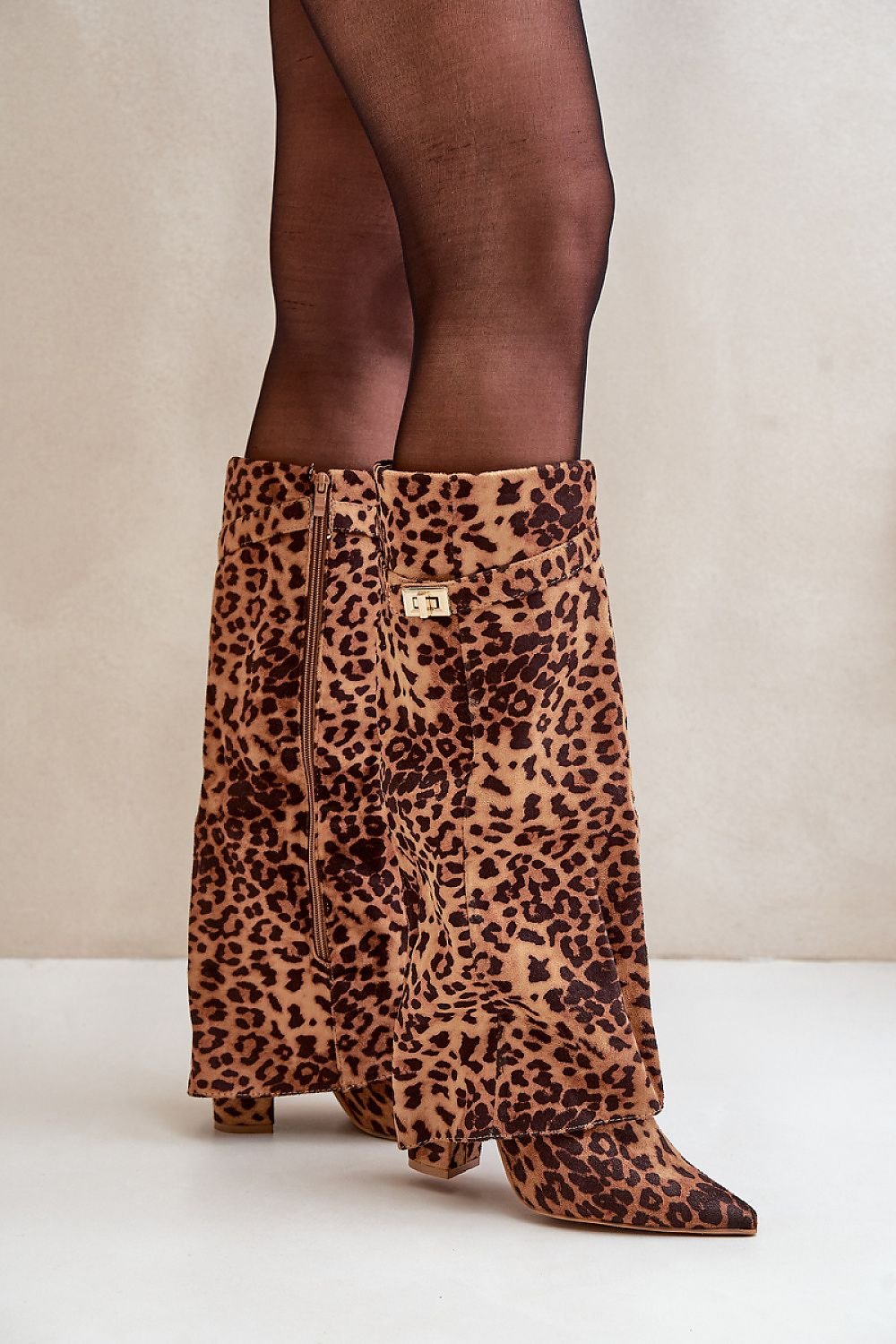 Chic Authority